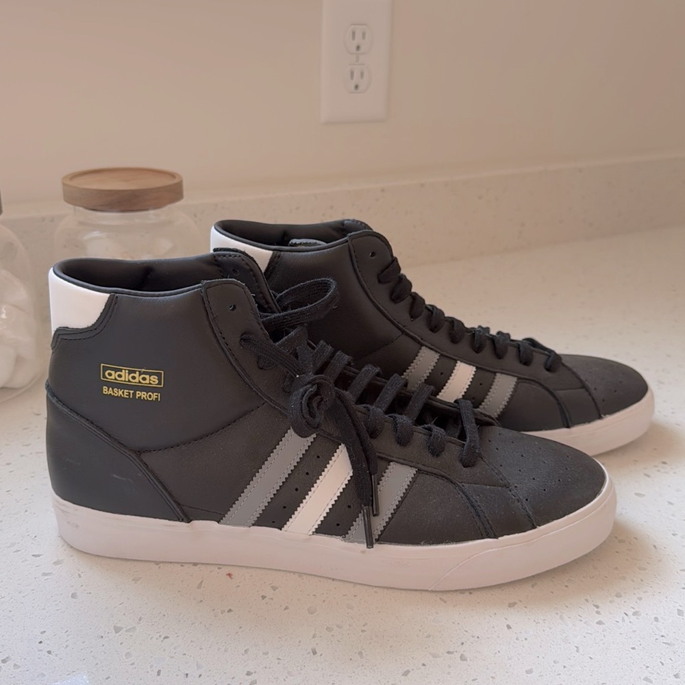 Adidas Basket Profile high top. Grey black white. Size men’s 13